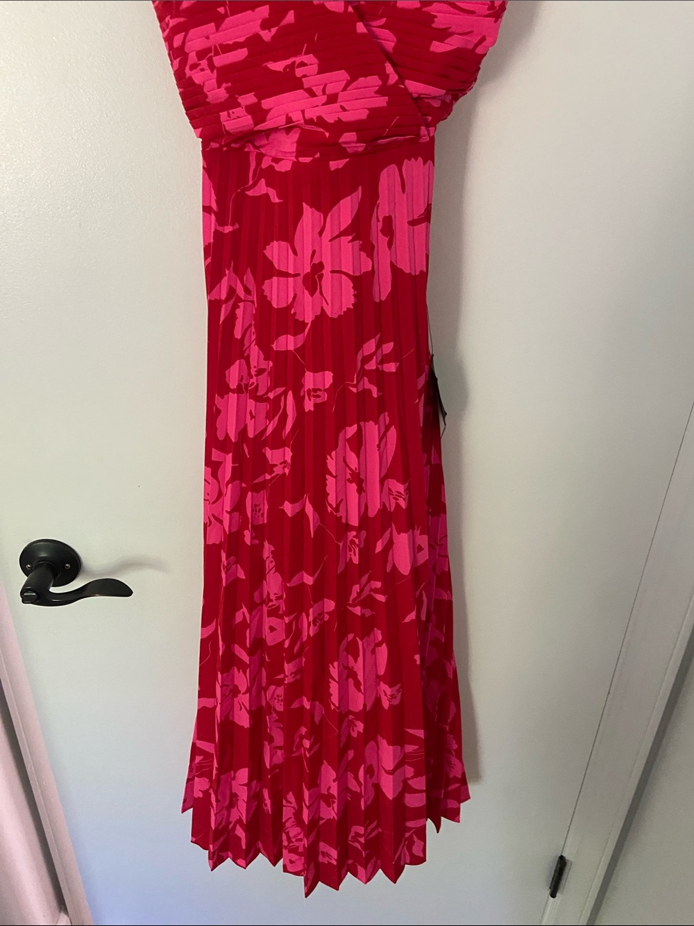 Lulu’s Vibrant Moment Red and Pink Floral Pleated Lace-Up Midi Dress - Picture 6 of 13